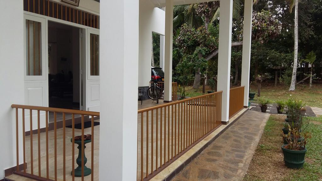 White House - Orange Hill Avenue Apartment Ragama Exterior photo